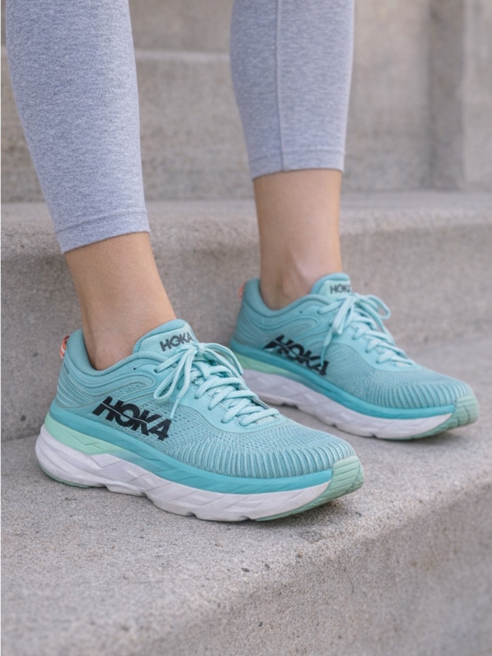 Hoka One One Bondi 7 Women’s Running Shoes Aqua Blue Athletic Sneakers Size 9
